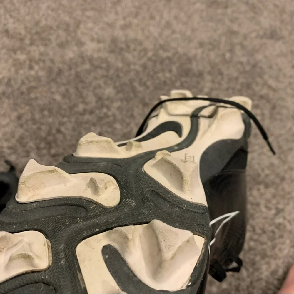Nike Vapor Football Cleat